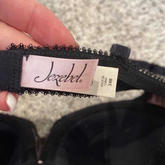 Jezebel pink satin black lace bra pantie lingerie set 34B S - Picture 5 of 6